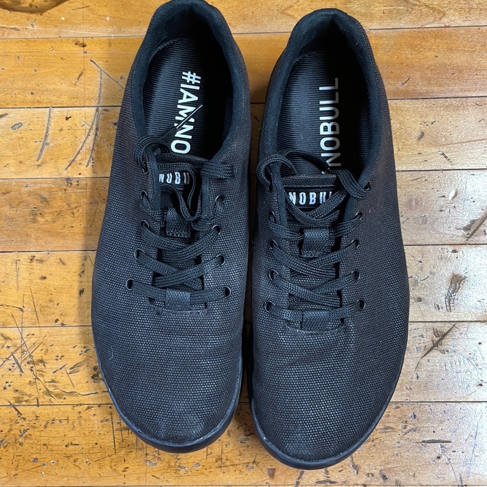 No bull workout shoes. Woman size 9